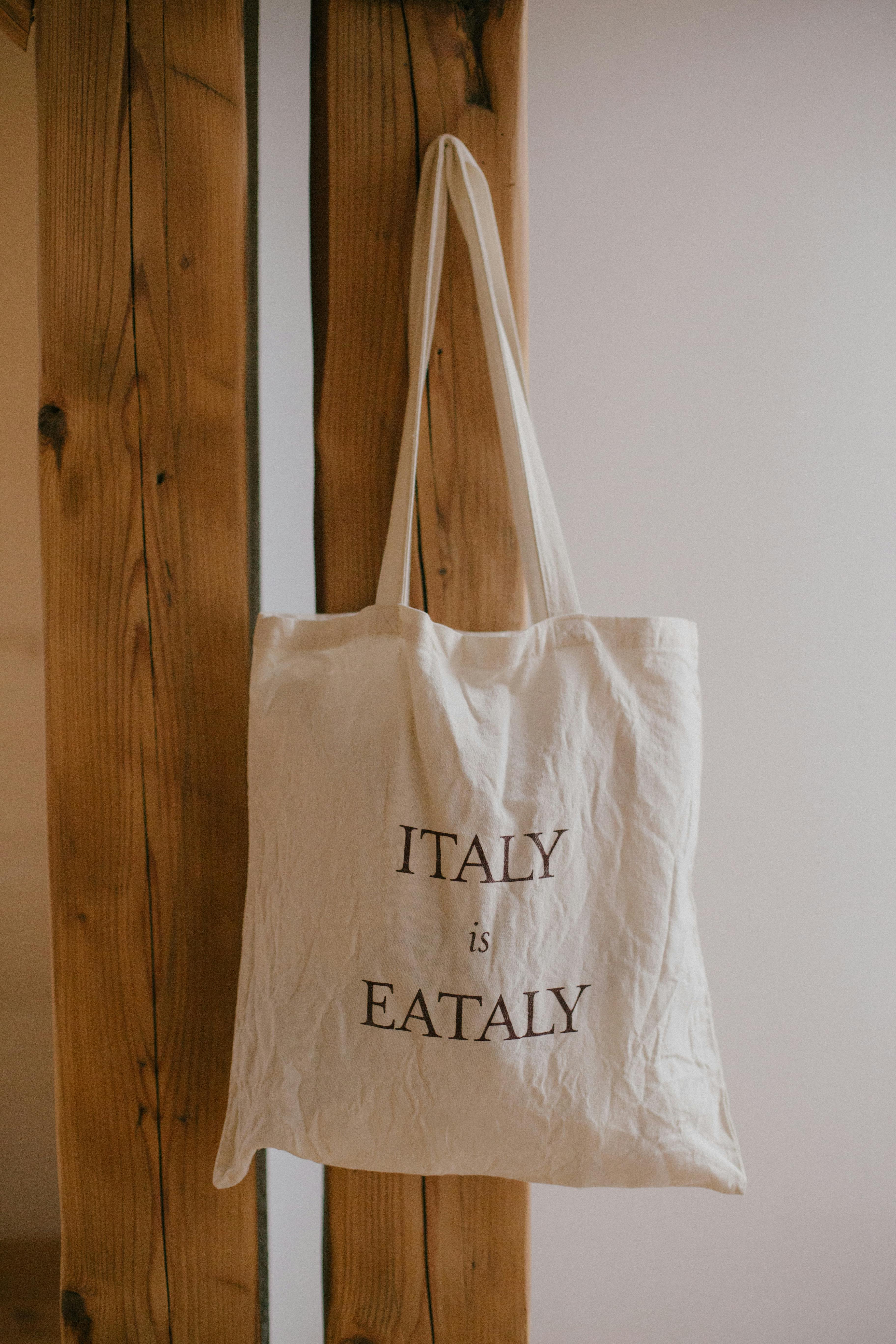 Tote bag product sample